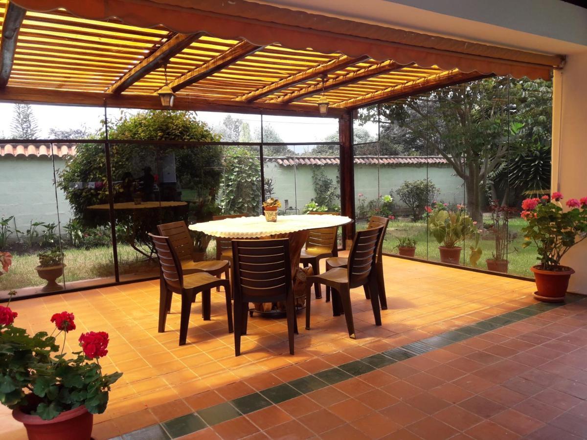 Hotel Quinta La Gardenia Puembo Exterior foto